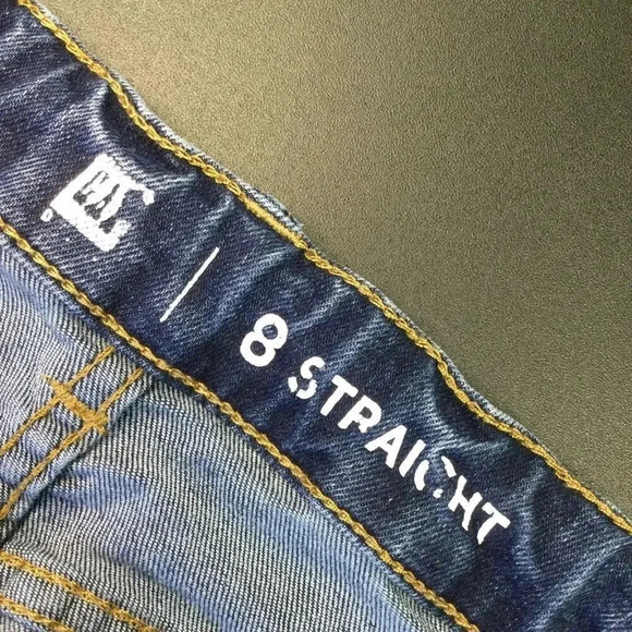 GAP kids  Blue Denim Five Pocket Style Straight Jeans Size 8 - Picture 3 of 10